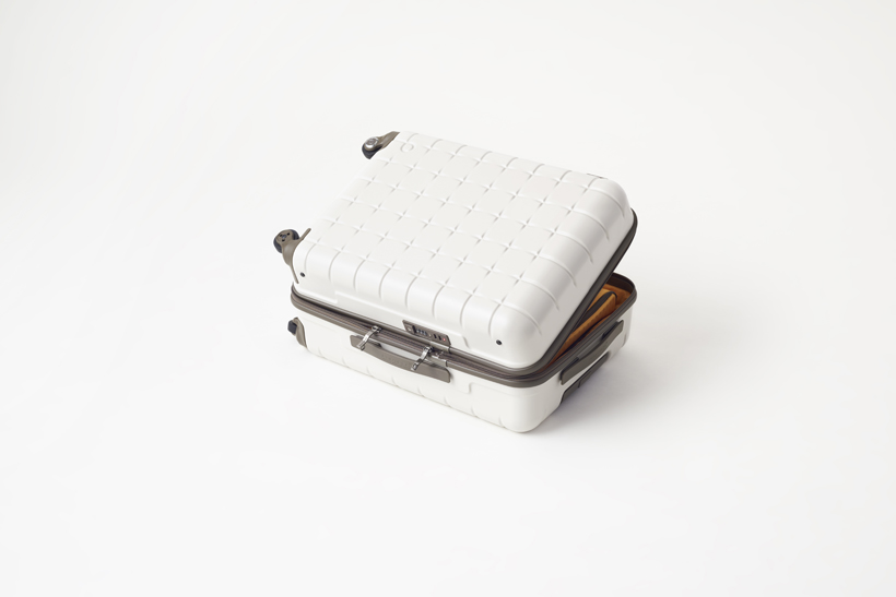proteca suitcase